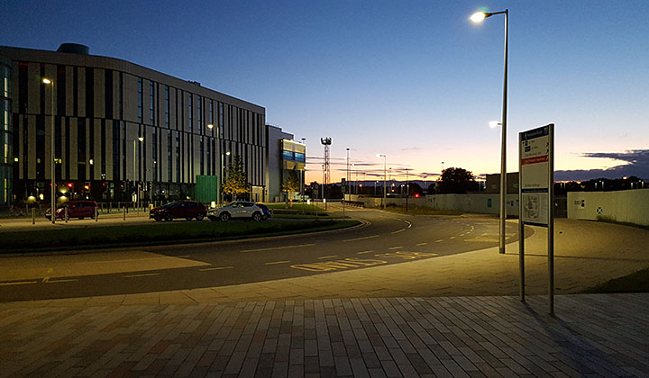 Photo of QEUH at night